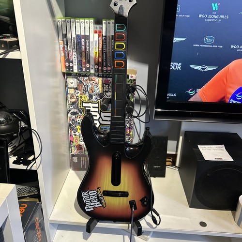 Rare kiosk demo guitar - rare, hero