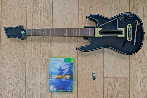 Guitar hero live xbox - guitar,